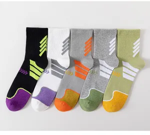Men athletic basketball socks mid tube breathable cotton sweat absorbent sports crew socks
