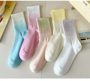 Calcetines de algodón de tubo medio con degradado para mujer, calcetines largos de dopamina, deportivos.