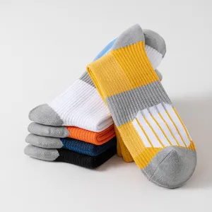 Men color block athletic cotton crew socks basketball sports socks anti-odor soft comfort