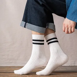 Herren Wadenlange Sportsocken mit doppelten Streifen, atmungsaktive Baumwollsocken.