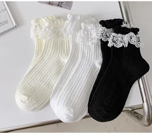 Women Japanese JK Lolita ruffled lace socks sweet cute breathable cotton hosiery pair
