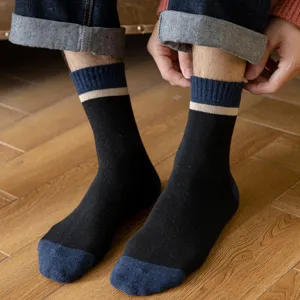 Men's mid-calf winter cotton socks, color block thick thermal terry retro casual crew socks.