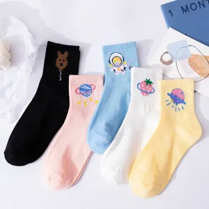 Japanese Preppy Style Cotton Mid-Calf Socks For Women Cartoon Astronaut Planet Pattern Casual Sweat Absorbent Everyday Socks
