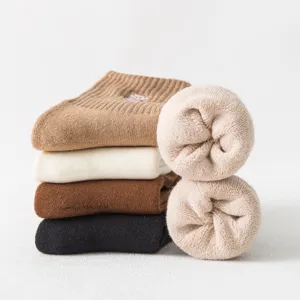 Damen Süße Bär Bestickte Thermosocken Dicke Frottiergestrick Wadenlang Freizeit Baumwolle Winter Warme Socken Für Damen