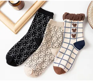 Chaussettes mi-hautes mignonnes motif d'ours pour femmes hiver coton chaudes douces