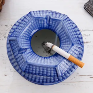 Posacenere in ceramica blu e bianco design Hakka Tulou porta cenere decorazione casa.