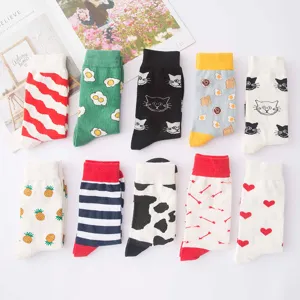 Unisex Streetwear Lässige Baumwolle Crew Socken Lustige Cartoon Gedruckt Mittlere Rohr Socken Bunte Muster Skateboard Socken Für Herren Damen
