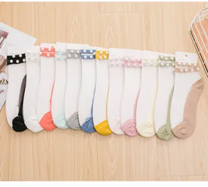 Transparente Damen Kurzsocken mit Kunstperlen Besatz, dünne Sommer Spitze Bootssocken Mehrfarbig Set