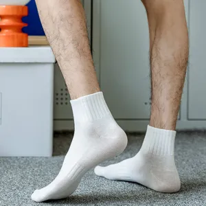 Calcetines cortos de hombre de algodon blanco primavera verano deportivos comodos