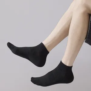 Calcetines cortos de algodon negro para hombres transpirables casuales deportivos bajos