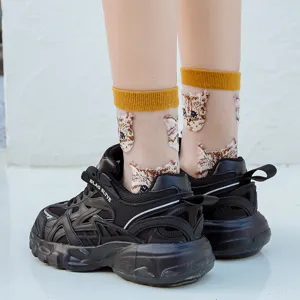 Niedliche transparente Glasseidensocken für Damen, modische Sommersocken mit Katzenmotiv.