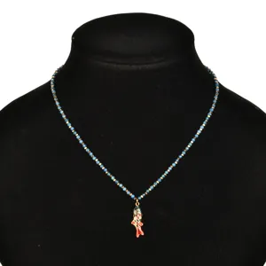 Collana di perle retro con ciondolo pesce koi, design minimalista per la moda.