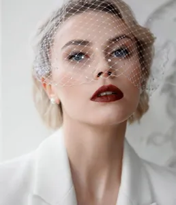 Cerchietto con Velo da Sposa Nero Bianco Hotfix Strass Rete Velo a Gabbia Accessori per Capelli da Sposa Festa di Ballo Copricapo