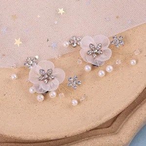 Elegante Braut Schuhclips mit funkelnden Strasssteinen, Perlen und Netzblumen für perfekten Look.