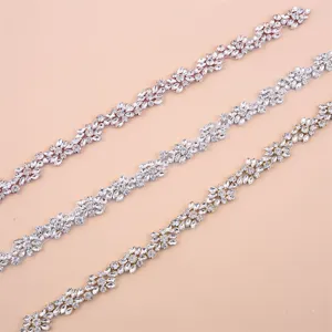 Bordo in Applicazione di Strass Brillante Accessorio per Cintura in Cristallo per Abito da Sposa Moda Sposa Artigianato DIY Abbigliamento Donna