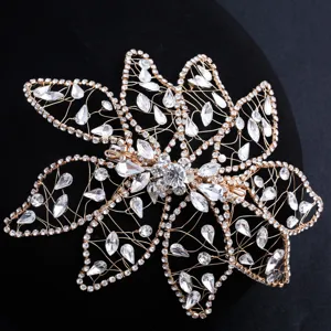 Handmade wire wrapped rhinestone flower hair clip bridal hair accessory product detail