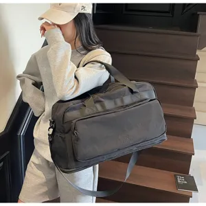 Grande borsa da viaggio impermeabile, borsa da palestra leggera per il commuting e l'uso quotidiano.