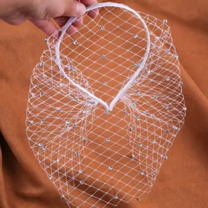Cerchietto con velo a rete bianco da sposa con strass brillanti per accessori capelli