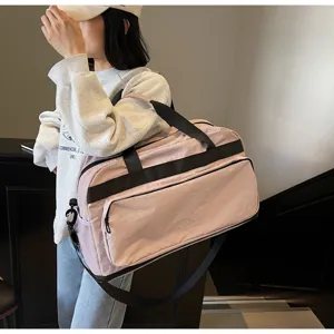Grande borsa da viaggio per donna, borsone fitness impermeabile leggero con tasche spaziose utili.