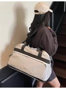 Grande borsa da viaggio per donna, impermeabile e leggera, ideale per palestra e brevi viaggi.