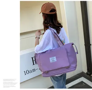 Grand sac de voyage violet imperméable et léger pliable fourre-tout pour le week-end