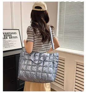 Pearly quilted shoulder bag travel luggage bag detail view showing large capacity and fashionable design.