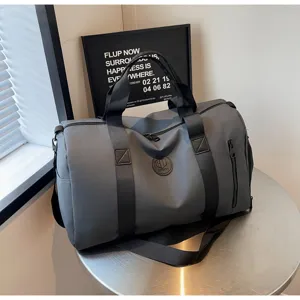Grand sac de sport de voyage pour fitness, sac bandoulière multifonctionnel imperméable.