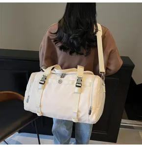 Large capacity women travel duffel bag, casual gym bag with wet dry separation for daily sports.