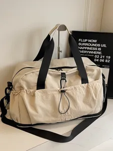 Large capacity travel duffel bag lightweight waterproof sports gym bag with shoulder strap.
