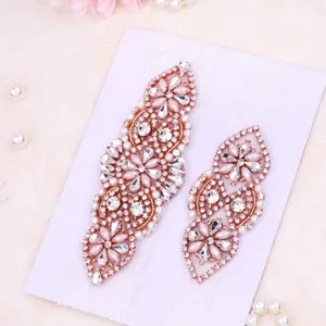 Squisito accessorio sposa giarrettiera strass perla oro rosa pizzo dettaglio nozze