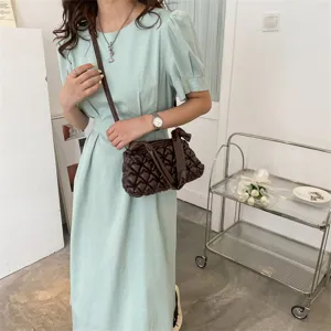 Stilvolle gesteppte Umhängetasche für Damen mit schickem Design, trendige Tasche.