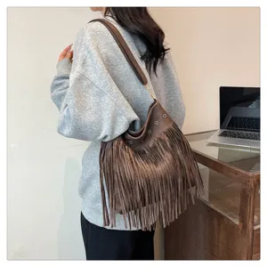 Women brown fringe shoulder bag large capacity hobo crossbody bag casual chic daily use