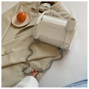 White crocodile pattern shoulder bag with chain strap, stylish chic crossbody bag for women.