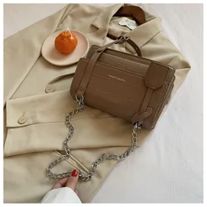 Women's crocodile pattern shoulder bag casual crossbody chain small square bag stylish purse