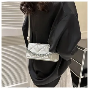 Women fashion quilted chain crossbody shoulder bag elegant designer style white handbag
