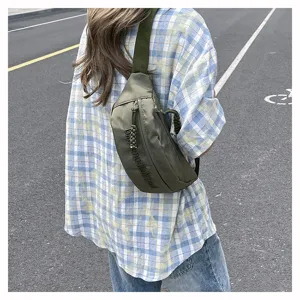 Street style solid color chest bag, fashion casual nylon crossbody bag for men and women.