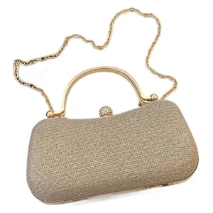 Elegante goldene Glitzer Abendtasche mit Metallgriff und Schulterkette für Damen Party.