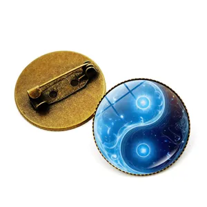 Blue glowing taiji yin yang glass dome round brooch vintage bronze pin badge jewelry accessory