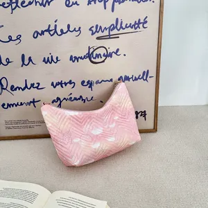 Nylon Quilted Underarm Bag Minimalist Solid Color Puffer Shoulder Bag Women Winter Fashion Chain Handbag Casual Tote
