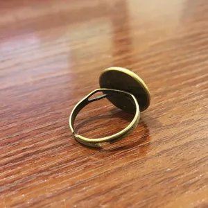 Base de plateau de bague reglable en bronze vintage pour cabochon de pierre precieuse DIY