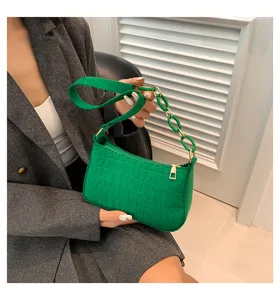 Borsa a spalla verde con stampa coccodrillo da donna, elegante borsa alla moda giornaliera.