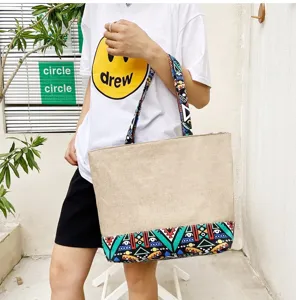 Borsa shopper in tela etnica casual con tracolla geometrica, grande borsa a spalla da donna.