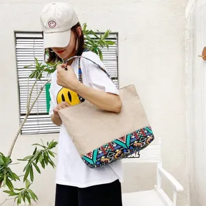 Borsa shopper in tela stile etnico da donna, grande borsa a tracolla casual e molto pratica.