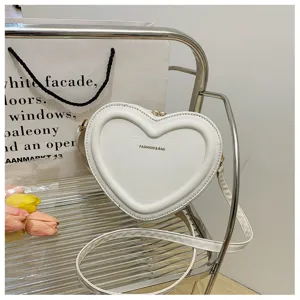 White heart-shaped crossbody bag sweet style cute single shoulder bag for women daily wear