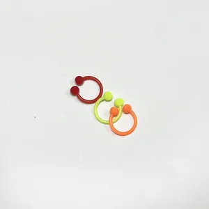 Gioiello per piercing corporel in acrilico UV ferro di cavallo, dettaglio colorato stile moda.