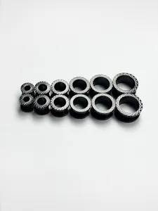 Edelstahltunnel Ohrpiercing Set, schwarze geometrische hohle Dehnstab Körperschmuck.