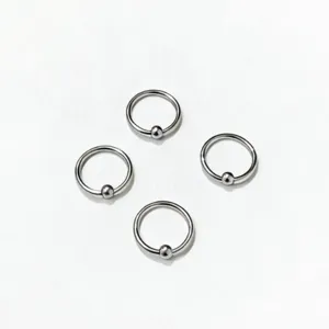 Anillo de piercing de acero inoxidable, joyería elegante para nariz y tabique muy versátil.