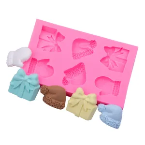 Christmas Silicone Mold Gift Box Hat Glove Shapes Fondant Cake Chocolate Decoration Handmade Soap DIY Baking Mold Tool