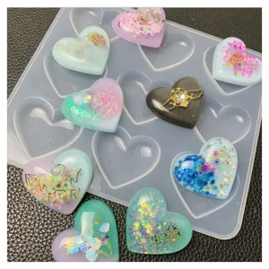 Moule en silicone cœur à 9 cavités pour couler de la résine UV DIY et accessoires.