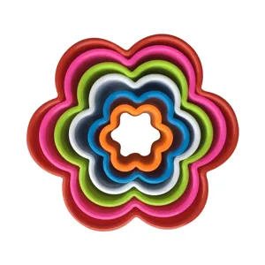 Set de cortadores de galletas de plástico de flor colorida moldes para repostería cuidado